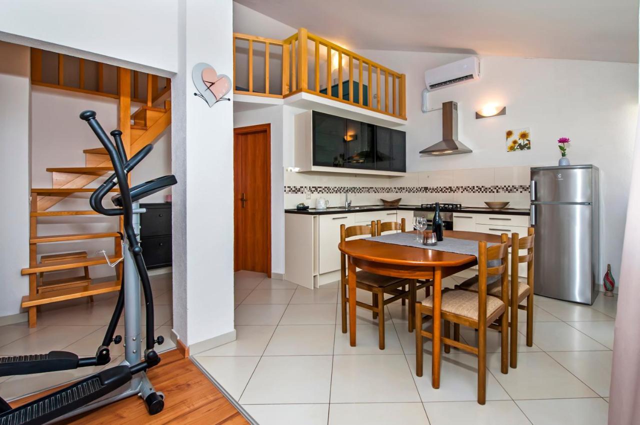 Apartments Vanda Rovinj Exterior photo